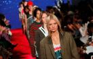 Calvin Klein sumerge su pasarela de Nueva York en la película 'Tiburón'