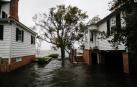 Florence sigue amenazando con fuertes vientos e inundaciones