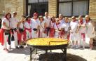 Una paella para trescientas personas en las fiestas de Olite