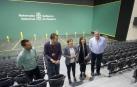Uxue Barkos y Joseba Asiron, de visita por el Navarra Arena