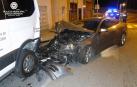 Un conductor que triplicaba la tasa de alcohol choca contra tres vehículos en Pamplona