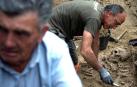 Recuperados en Etxalaz los cuerpos de seis víctimas del golpe militar de 1936