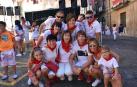 A las doce del mediodía del domingo 23 de septiembre, bajo un intenso sol e inmejorable ambiente, los vecinos de Corella se dispusieron a dar inicio a sus fiestas en honor a San Miguel. El lanzamiento del cohete anunciador, que se realizó desde el balcón del Ayuntamiento, dio paso a la animación callejera que corrió a cargo de la Banda de Música, la comparsa de gigantes y cabezudos y las charangas de las peñas el Tonel y Gracurris.