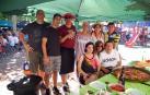 El sábado 22 de septiembre, en la recta final de las Fiestas de la Hermandad de Huarte, vecinos e invitados dejaron pequeña la plaza del Ferial durante la celebración de la paellada popular. El Ayuntamiento se encargó de proporcionar la leña y los huartearras pusieron a sus mejores 'cocinillas' al mando de los fogones.