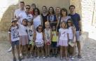 El domingo 23 de septiembre cerca de 4.000 personas se acercaron a Ujué para disfrutar del XVIII Día de la Migas. Un caldico sirvió para abrir el apetito a los visitantes que, poco después, pudieron comenzar a degustar las migas de pastor preparadas por el Mesón de las Torres, el Mesón las Migas y Pastas Urrutia.