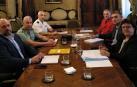 Beaumont y el delegado del Gobierno se reúnen en el Palacio de Navarra