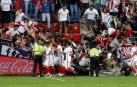 Dos heridos leves al derrumbarse una grada en Ipurua en el Eibar-Sevilla