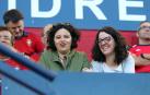 Fotos del búscate en la grada del Osasuna-Numancia