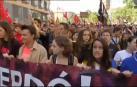Miles de estudiantes toman las calles de Barcelona para reivindicar el 1-O