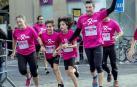 Imágenes de la Carrera contra el cáncer de mama, celebrada este domingo en Pamplona.
