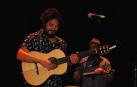 Amaia 'se cuela' en el concierto de El Kanka en Burlada