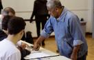 Abren los colegios electorales en Brasil