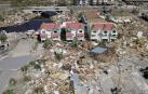 El rescate se centra en Florida, con ciudades en ruinas por el huracán Michael