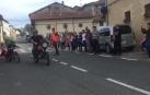 Concentración de vehículos clásicos en Bakaiku