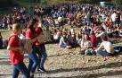 La ikastola Tantirumairu ha vivido este domingo un día histórico con la concurrida asistencia a un soleado "Nafarroa Oinez 2017", la fiesta de las ikastolas navarras que se ha desarrollado sin incidencias importantes y cuyos beneficios se destinarán a la ampliación de este centro de Lesaka