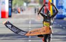 El keniano Abraham Kiptum bate en Valencia el récord del mundo de medio maratón