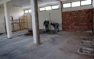 Comienzan las obras de reforma de los vestuarios de la piscina de Ribaforada