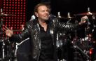 El cantante de Maná casi muere en una operación de cirugía estética