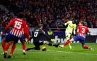 El Barça salva el liderato en el Wanda con un gol en el minuto 90