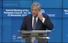 El gesto de Tajani en Bruselas contra la violencia machista