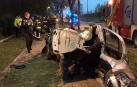 Muere un joven tras chocar su coche contra un árbol en Madrid