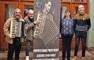 El espectáculo 'Beti bizi' recuerda a Benito Yanci, el genio del acordeón