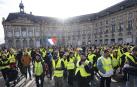 Protesta de los "chalecos amarillos" en Burdeos.