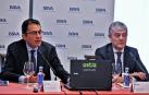 Miguel Cardoso, economista jefe para España de BBVA Research, y Carlos Gorría, director de la Territorial Norte de BBVA.