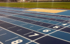 Pamplona recupera la pista de atletismo de Larrabide, con nuevo pavimento