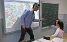 La educación ofrece empleo y las ventas, los contratos en Villava