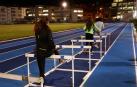 Entrenamiento en la nueva pista de atletismo de Larrabide.
