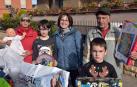 La Banda de Cornetas y Tambores Nuestra Señora de la Asunción de Murchante puso en marcha la décima edición de esta peculiar cabalgata, que se realiza en beneficio del Grupo del Voluntariado y que se ha convertido en toda una tradición en este pueblo. Los vecinos, al oír la música, salen a su paso y donan juguetes, ropa o alimentos para las personas necesitadas. El Grupo del Voluntariado entregará todo lo recibido el próximo 4 de enero.