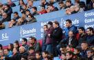 Imágenes del búscate en la grada del Osasuna-Alcorcón