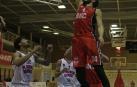 El Basket Navarra cosecha por primera vez tres victorias seguidas y duerme líder