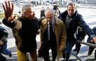 Rodrigo Rato, increpado a su llegada a los juzgados de Plaza de Castilla