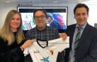 CaixaBank ayuda a que los niños de familias sin recursos jueguen en el Tudelano
