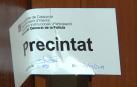 Piso precintado donde apareció la mujer muerta en Banyoles.