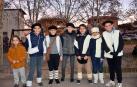 Un desfile con once carrozas y la participación de cerca de 800 personas convirtió las calles de Tudela en una fiesta durante la noche de Reyes. No faltó la animación del Grupo Municipal de Danzas, los Gaiteros de Tudela, la Banda de Cornetas y Tambores de Murchante, el Grupo de Txistularis de Tudela, la Agrupación Histórica del Centro Cultural Miguel Sánchez Montes y la Banda de Música de la ciudad.