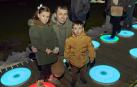 El festival cultural de invierno 'Otras luces-Bestelako argiak' convirtió a la Ciudadela de Pamplona en un original espacio artístico desde el 22 de diciembre hasta el 7 de enero. Entre las diferentes propuestas destacó la titulada 'Tökkö', una instalación audiovisual interactiva que se ubicó en el entorno de la rotonda central del recinto fortificado y en la que cada camino elegido por los que la visitaron se transformaba en música.