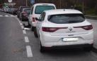 Choca contra varios coches estacionados en la Rochapea y da positivo en alcohol