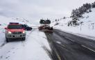 La nieve obliga al uso de cadenas en la N-137 en la Contienda