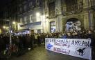Unas 300 personas gritan en Rozalejo “contra la represión”