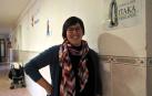 Esther Gil Egozkue, coordinadora de la Fundación Ítaka-Escolapios de Tafalla, en uno de los pasillos del colegio en la ciudad del Cidacos.