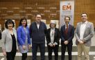 De izda a dcha: Marian García (delegada Agencia EFE en Navarra), Sonsoles Echavarren (periodista Diario de Navarra), Carlos Zuluaga (experto en Internet y redes sociales), Mariluz Sanz (presidenta de  Cermin), Manuel Arellano (presidente de Cocemfe) y Fernando Urra (Comunicación Fundación Caja Navarra).