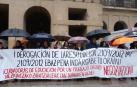 Protesta del personal cuidador el miércoles ante el Gobierno de Navarra.