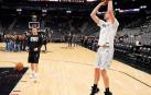 Pau Gasol y los hermanos Hernangómez saborean el triunfo