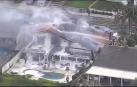 Una avioneta se estrella contra una vivienda en California