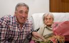 El alcalde felicita a Josefa de Acha Villar por su 101 cumpleaños