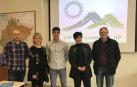 Javier Cuesta, profesor del CIP FP Lumbier; Rocio Monclús, alcaldesa de Lumbier; Carlos Chavarren, jefe de estudios del CIP FP Lumbier; María Solana, consejera de Educación, y Mauro Gogorcena, vocal de la Mancomunidad de la Comarca de Sangüesa.