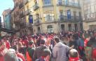 La afición de Osasuna calienta en las calles de Soria